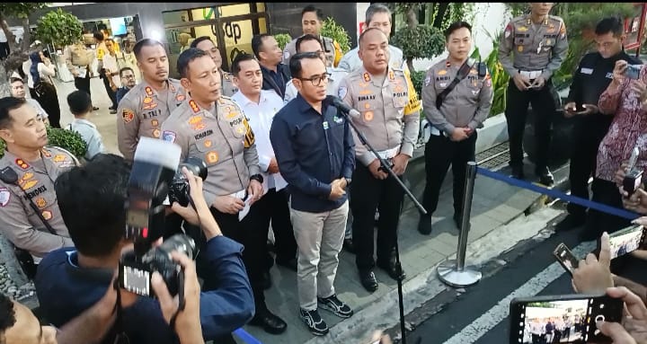 Dirlantas Polda Jatim Tinjau Pelabuhan Ketapang  Jelang Hari Raya