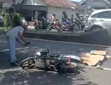 Gagal Mendahului, Lansia Di Banyuwangi Tewas Terlindas Truk