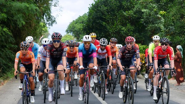 Penentu Klasemen Tour de Banyuwangi Ijen Jelang Tanjakan Terberat Asia, Etape Tiga Dimulai