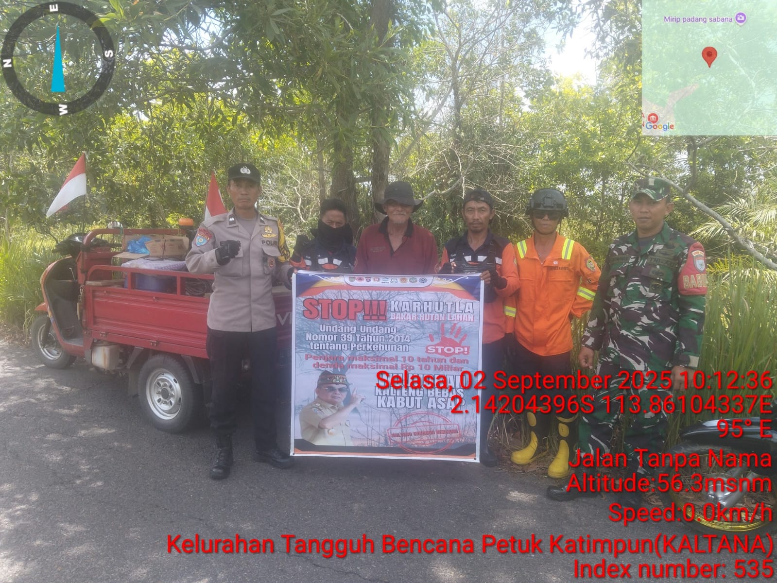 Bhabinkamtibmas Polsek Pahandut Lakukan Patroli Karhutla bersama TSAK dan Babinsa