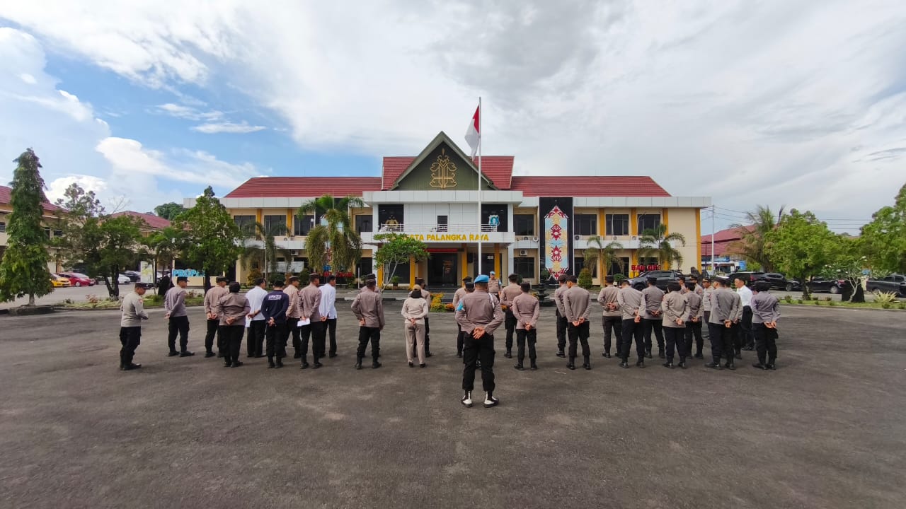 Polresta Palangka Raya Gelar Apel Konsolidasi Sore, Perkuat Disiplin dan Kesiapsiagaan Personel