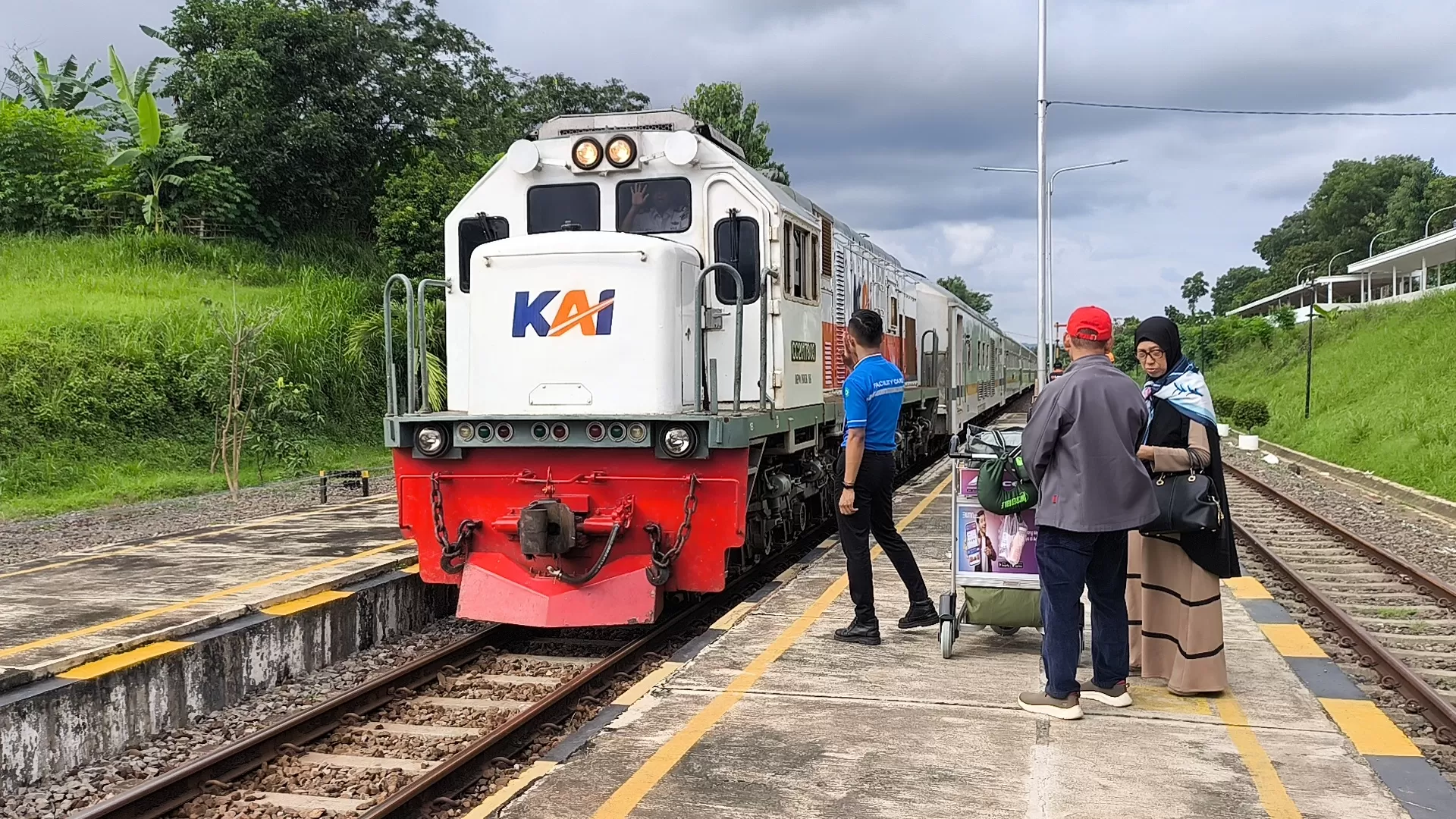 Pecahkan Rekor Rute Terpanjang KAI, Blambangan Ekspres Capai 1.031 Km Jakarta–Ketapang